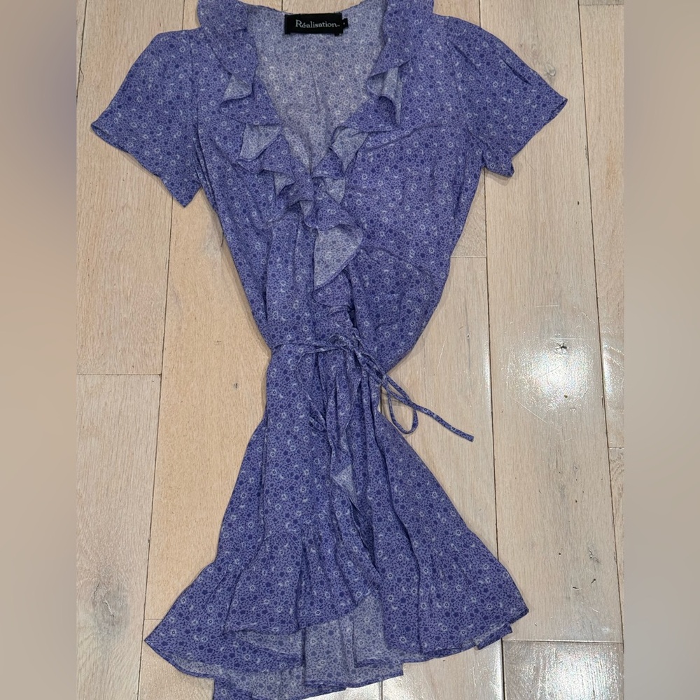 Realisation Par Lavender Floral Mini Wrap Dress with Ruffles sz Small - Picture 2 of 7